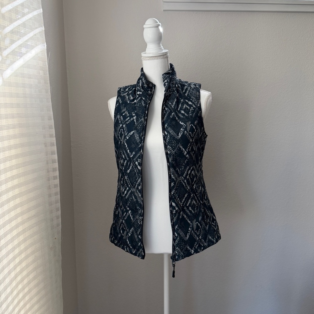 Ascend Thermolite Pattern Puffer Vest size XS